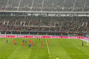 队报关注韩国球迷追星李刚仁：现场观看比赛的球迷65%是女性